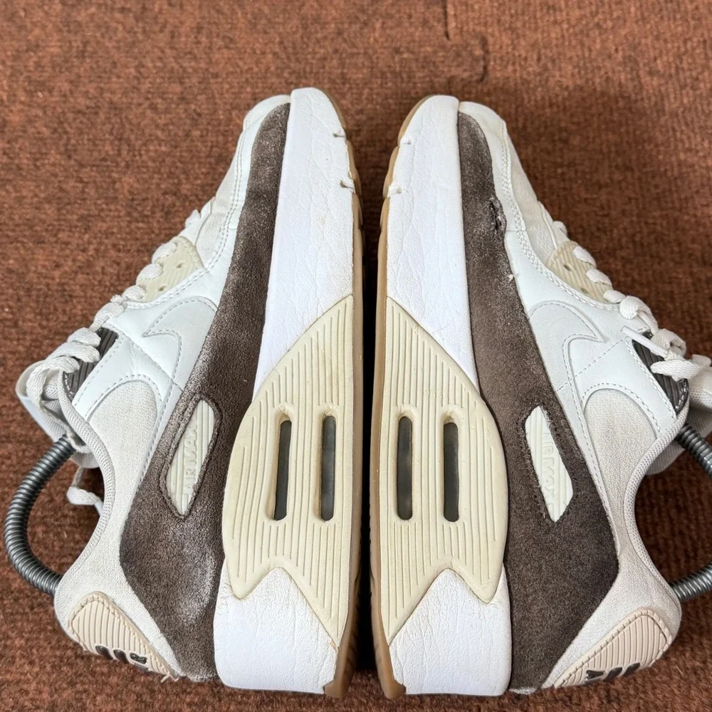 Nike Air Max 90 Sail Baroque Brown Gum FD4328-102 Womens 8 Low Top Sneakers
